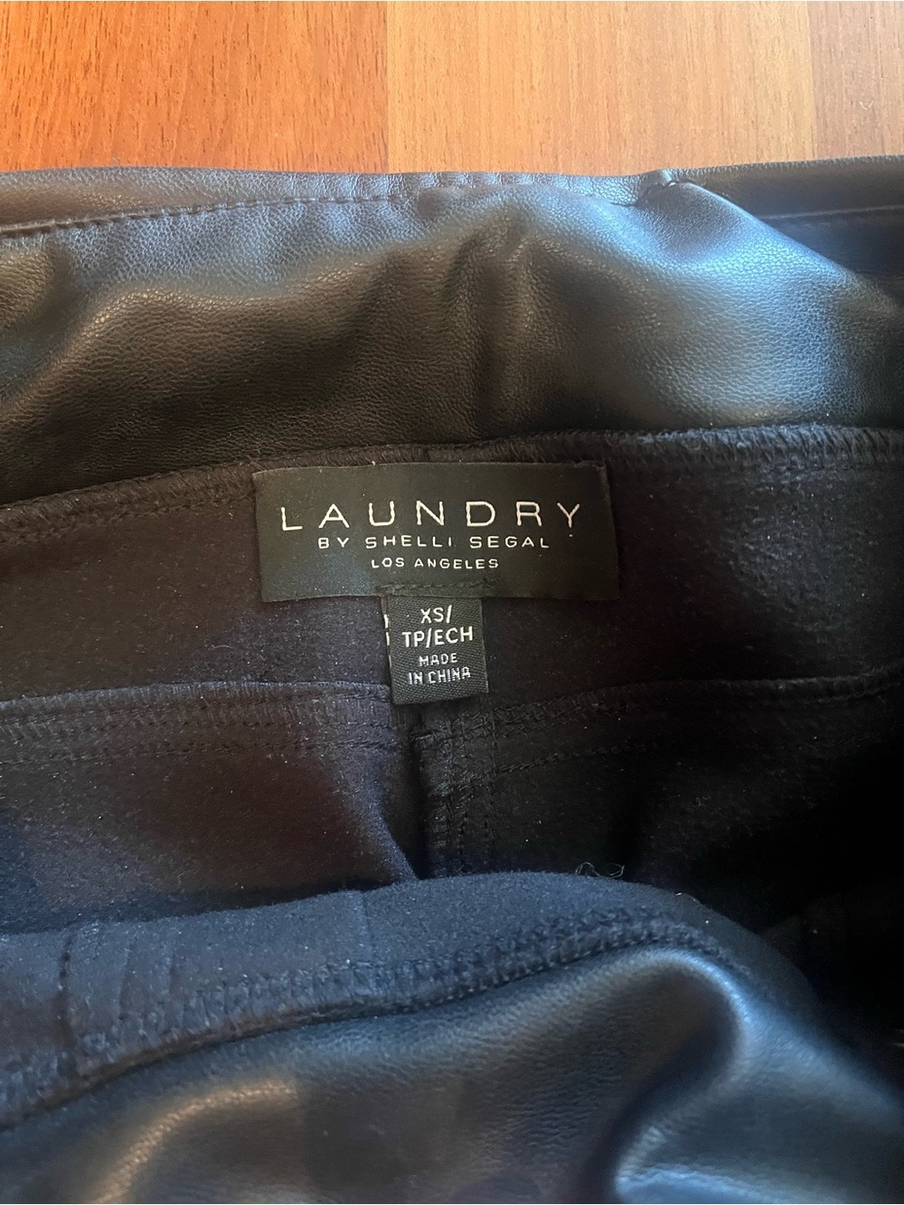 Laundry By Shelli Segal XS Black Faux Leather Skinny Jeans - Picture 2 of 6